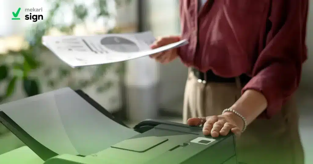 Paperless adalah solusi digital tanpa kertas untuk efisiensi kerja