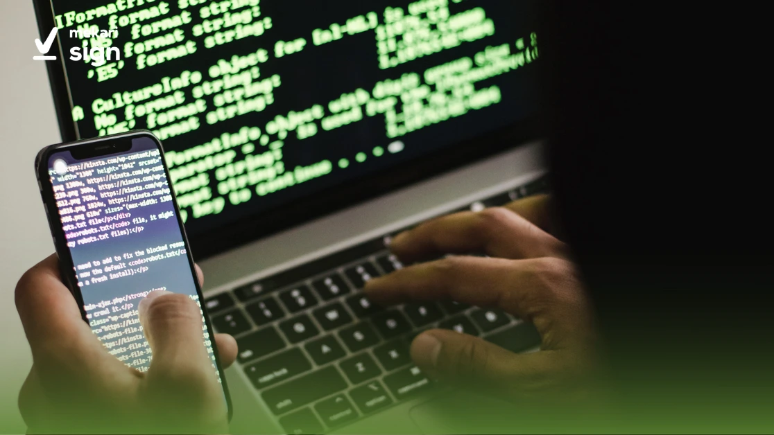 Steganografi adalah teknik menyembunyikan informasi rahasia dalam suatu file lain untuk mengecoh hacker ataupun korban